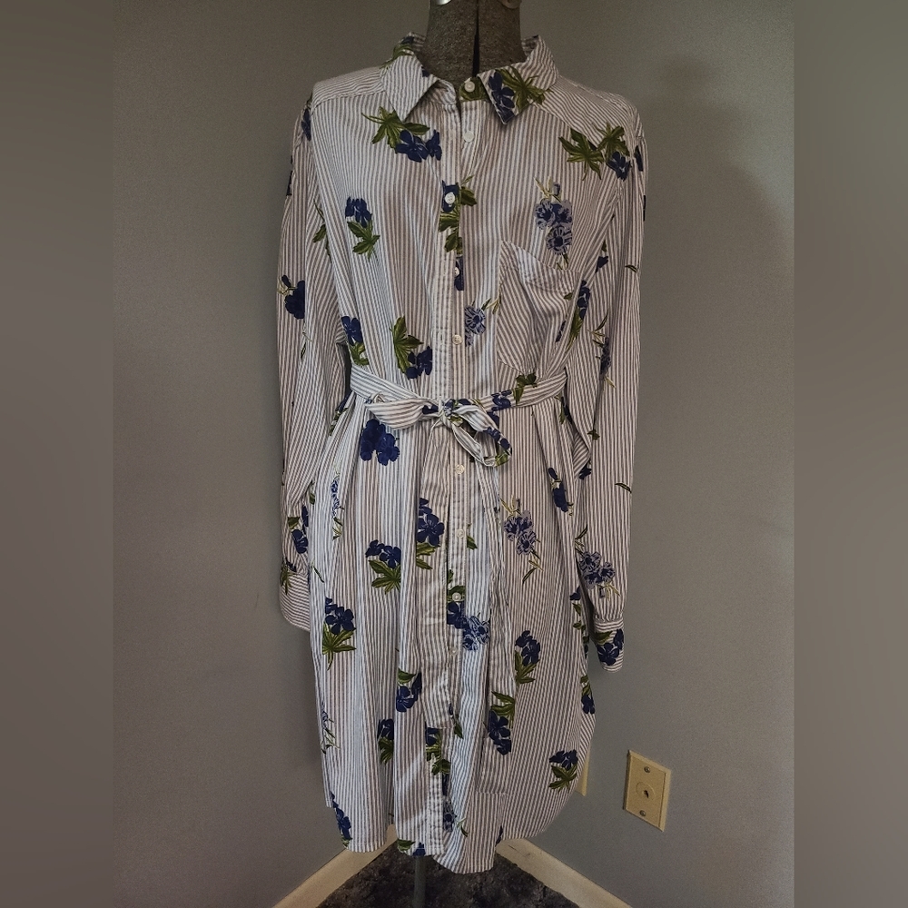 BLUE AND WHITE STRIPE FLORAL PRINT SHIRT WAIST  DRESS. SZ 22